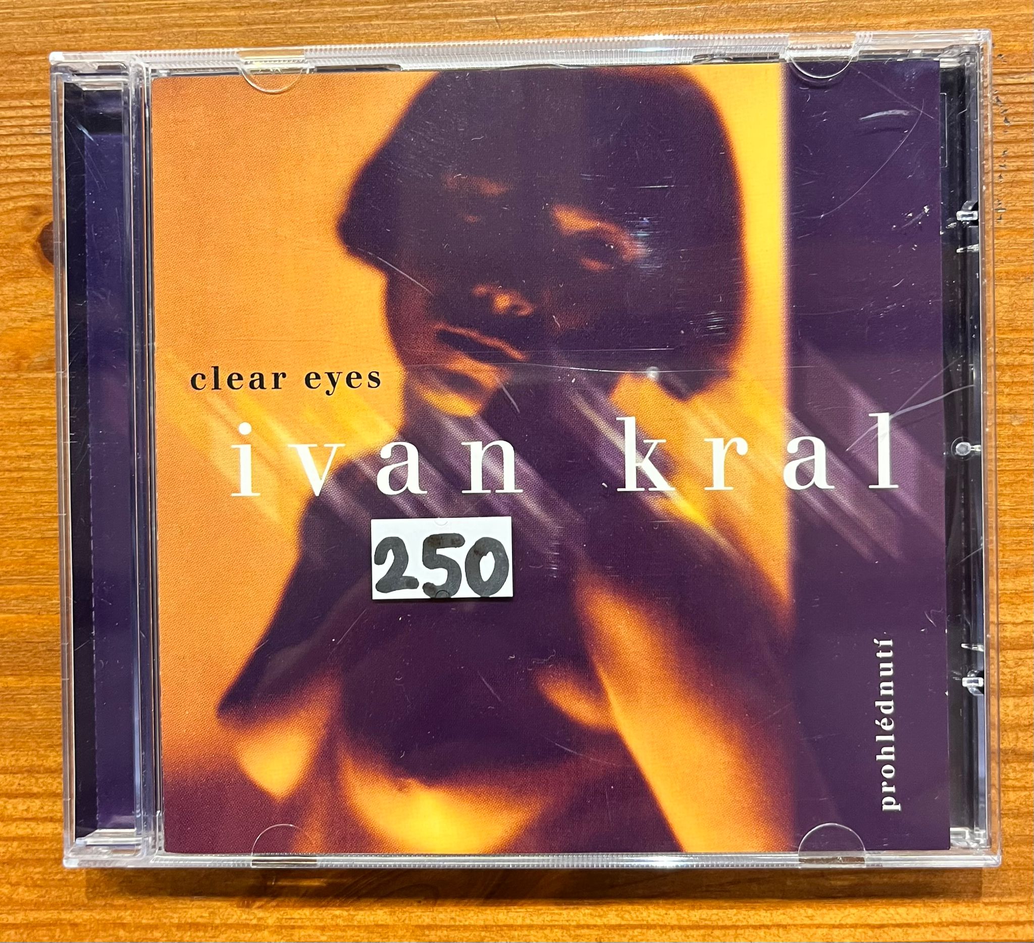 CD Ivan Kral : Clear Eyes, Prohlédnutí