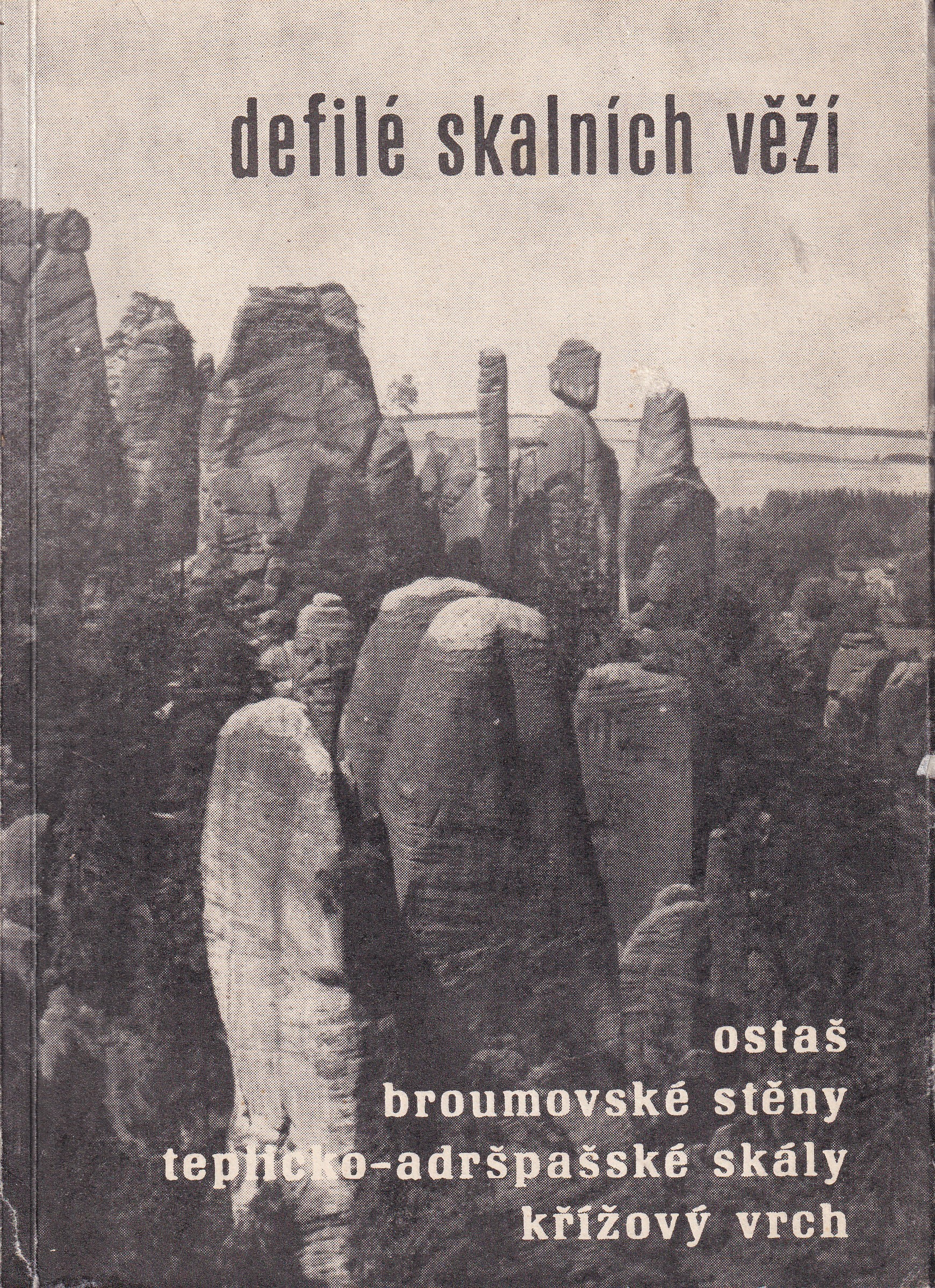 Defilé skalních věží